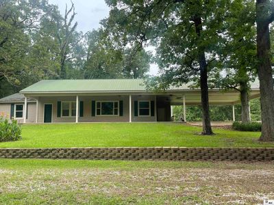 1187 E Puckett Lake Rd