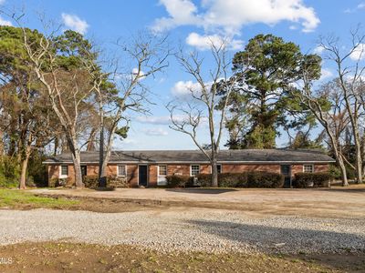 6421 Applecross Ave #A-b