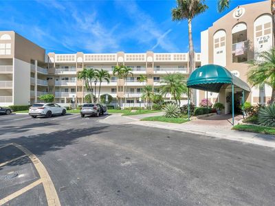 7763 Southampton Ter #102