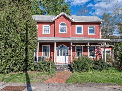 115 River Ave