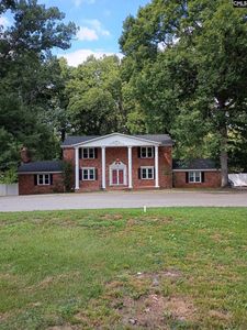 1517 N Woodstream Rd