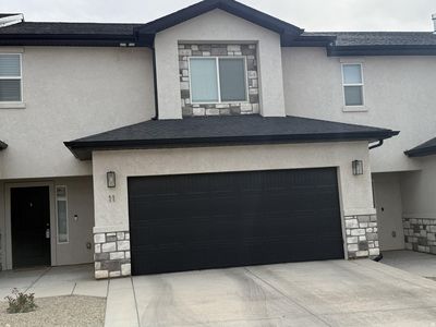 668 E Fiddlers Cove Dr #11