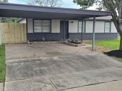 3502 Magnolia Ave