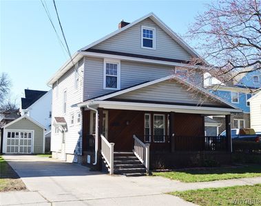 21 Lewis Ave