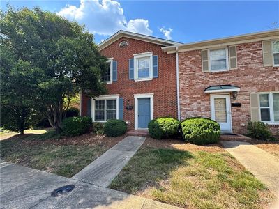 3204 Regents Park Ln Unit E