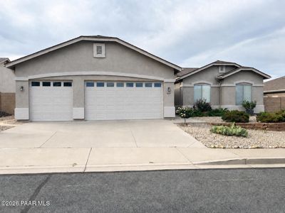 6577 E Stratford Dr