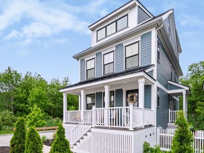 8 Colby Farm Ln #C