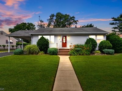 42 Donnalin Pl