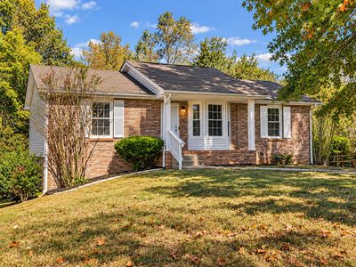 740 Acorn Dr