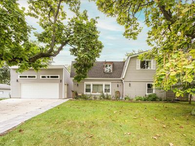 63 Fairway Rd
