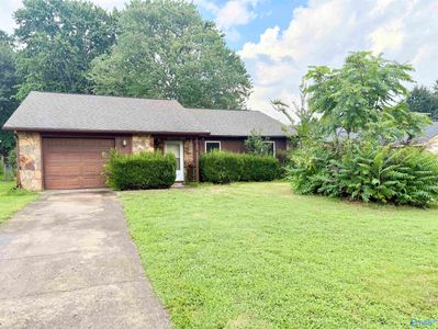 1009 Riverchase Rd SE