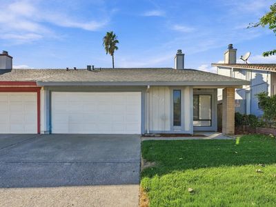 2002 Inglis Way #B