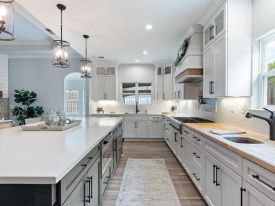 2016 Highview Way