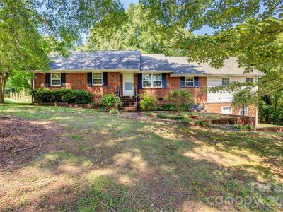 Property at 6733 Burkandt Rd, Mint Hill, NC