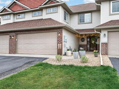 19492 Prairieview Dr