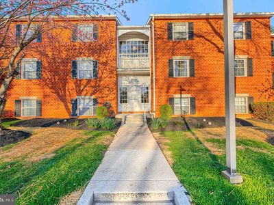 5 Brooking Ct Unit 202