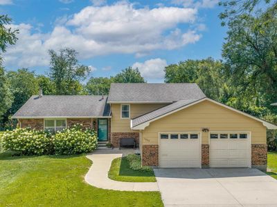 1007 Royal Blvd