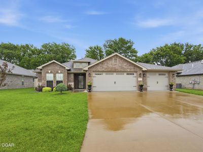 Property at 2011 Eagle Dr, Neosho, MO