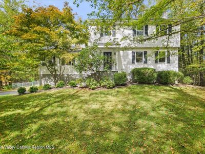 325 Tanglewood Court