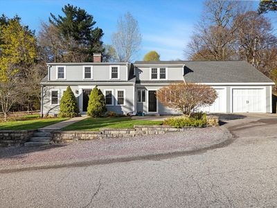 23 Mayflower Ln
