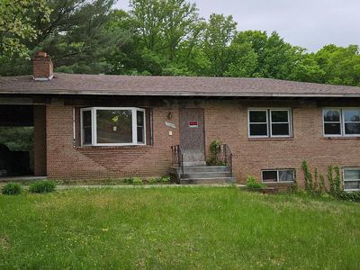 11609 Zareh Dr