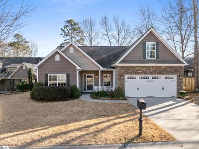 Property at 6 Leland Cypress Ct, Simpsonville, SC