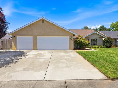 3918 Cambria Dr