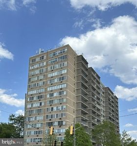 1401 Pennsylvania Ave #1504-1505