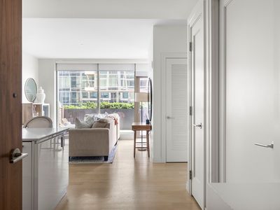 133 Seaport Blvd Unit 520