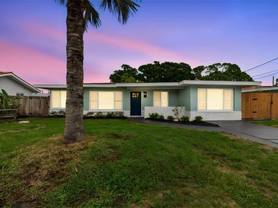 403 DRIFTWOOD DRIVE W