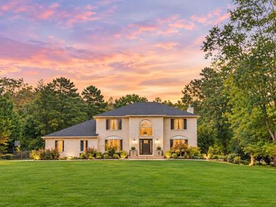 6 Quaker Hill Road