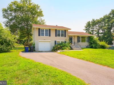 74 Philchris Dr