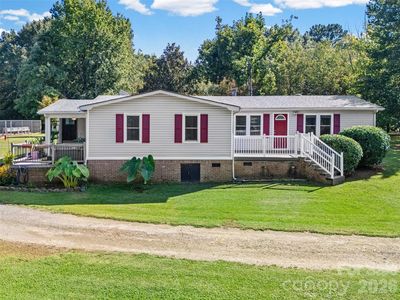 6215 Barclay Ln