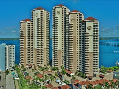 2104 W 1st St APT 2702