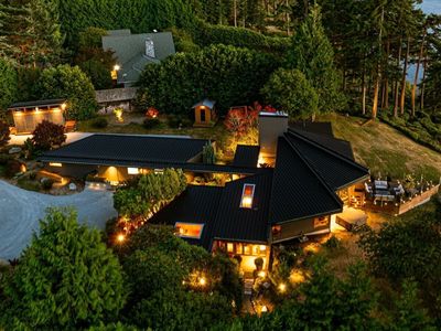 3156 Smugglers Cove Road