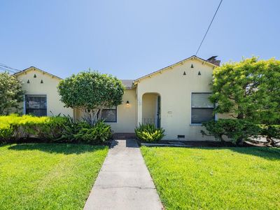 315 3151/2 Archer St