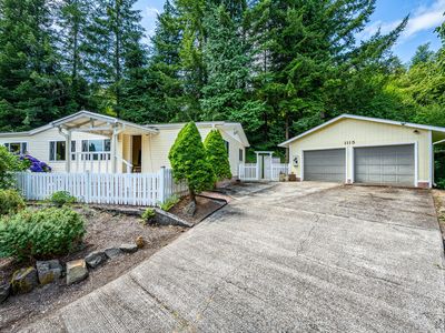 Property at 1115 NE Canyon Dr, Toledo, OR
