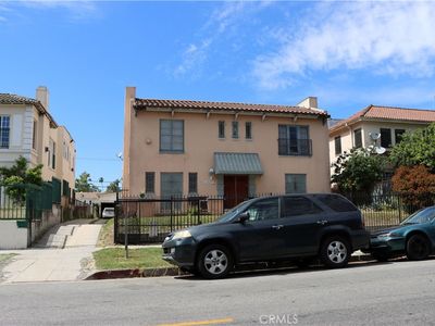 109 S Catalina St