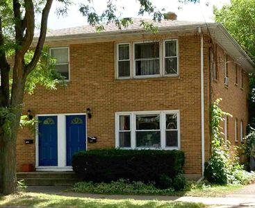 3237-3239 Milwaukee Street