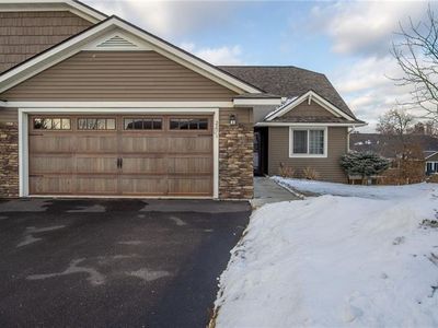 2874 Longwing Court