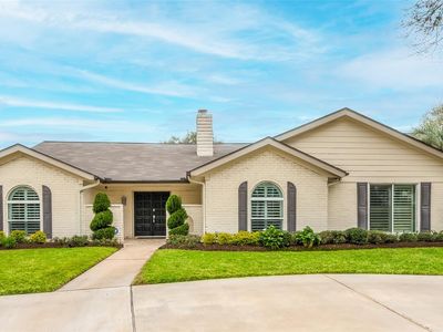 3119 Broadmoor Dr