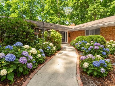 508 Hawthorne Ln