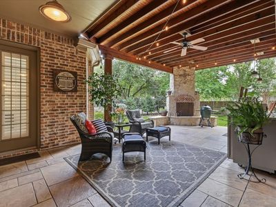 901 Foxworth Ct