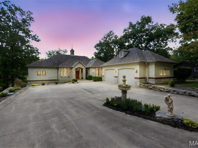 12126 Cedar Circle Dr