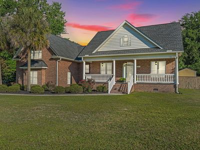 1703 Redwood Dr