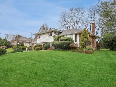 Property at 18 Wren Drive, Woodbury, NY