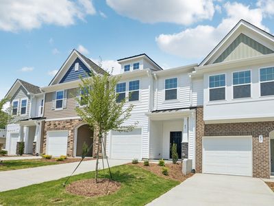 205 Carnaby Ln
