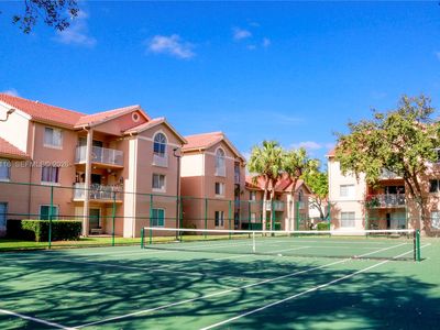 15770 SW 106th Ter APT 305