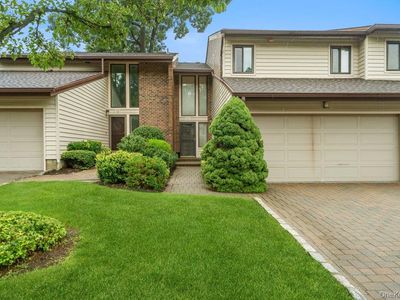 11 Maple Run Drive