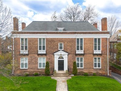 2808 Van Aken Blvd APT 3